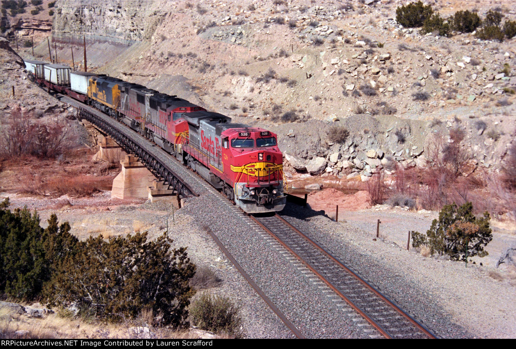 ATSF 528 E/B